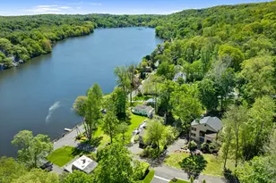 9 1st Ln, Ridgefield, CT 06877 - Photo 2