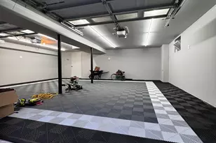 340 Arnold Ln, Orange, CT 06477 - Photo 34