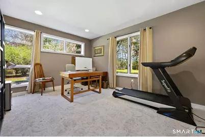 28 Strawberry Lane, Shelton, CT 06484 - Photo 10