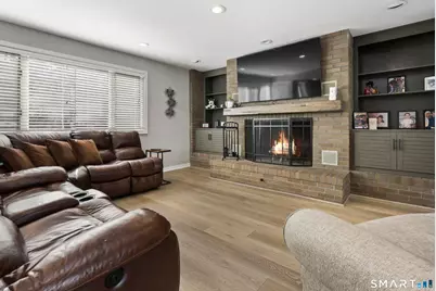 28 Strawberry Lane, Shelton, CT 06484 - Photo 6