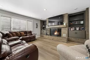 28 Strawberry Ln, Shelton, CT 06484 - Photo 6