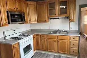 222 Chipman Street Ext, Waterbury, CT 06708 - Photo 4