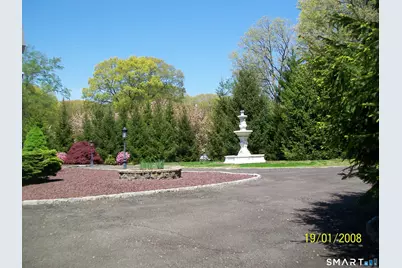 5 Cranberry Lane, Shelton, CT 06484 - Photo 2