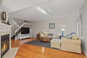 171 Sunwood Dr, Shelton, CT 06484 - Photo 4