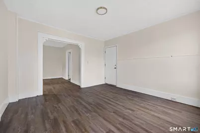 27 Beacon Street #3, Waterbury, CT 06704 - Photo 4