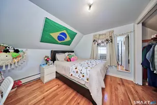 31 Elm Ct, Bridgeport, CT 06606 - Photo 18