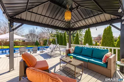 993 Cloverdale Circle, Wethersfield, CT 06109 - Photo 2