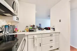 1633 Washington Blvd, Stamford, CT 06902 - Photo 8