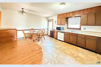 94 South Street, Danbury, CT 06810 - Photo 12