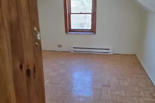 36 Reynolds St, Norwich, CT 06360 - Photo 12