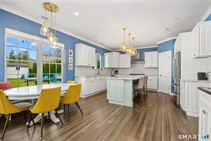 55 Arlington Rd, Stamford, CT 06902 - Photo 6