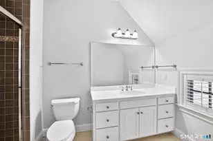 7 Winhall Ln, West Hartford, CT 06117 - Photo 28