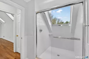 7 Winhall Ln, West Hartford, CT 06117 - Photo 38