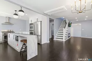 21 Deepwood Dr, Manchester, CT 06040 - Photo 10