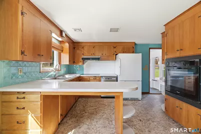 24 Rankin Court, Montville, CT 06382 - Photo 8