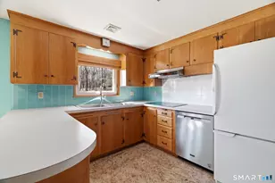 24 Rankin Ct, Montville, CT 06382 - Photo 12