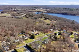 24 Rankin Ct, Montville, CT 06382 - Photo 6