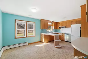 24 Rankin Ct, Montville, CT 06382 - Photo 10