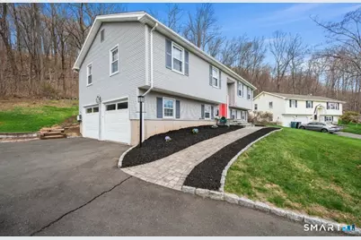 35 Mountain Edge Court, Cheshire, CT 06410 - Photo 2