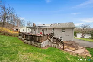 35 Mountain Edge Ct, Cheshire, CT 06410 - Photo 4