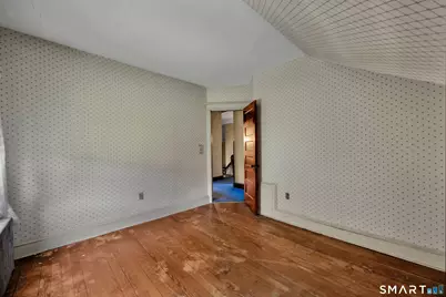 467 Bunker Hill Avenue, Waterbury, CT 06708 - Photo 28