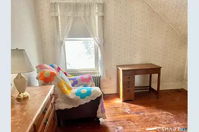 467 Bunker Hill Avenue, Waterbury, CT 06708 - Photo 18