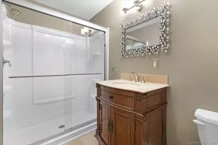 36 Randolph Farm Rd, Milford, CT 06461 - Photo 18