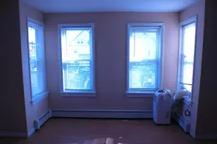 13 Armstrong Pl, Bridgeport, CT 06608 - Photo 2
