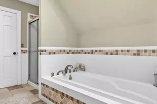 64 Watertown Rd, Middlebury, CT 06762 - Photo 18