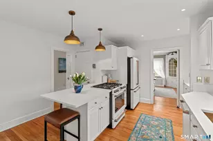 602 Park Rd, West Hartford, CT 06107 - Photo 8