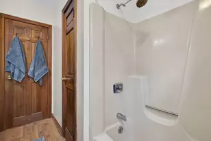 25 Lake Of Isles Rd, Preston, CT 06365 - Photo 32