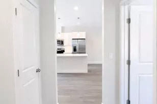 24 Glen Rd, Newtown, CT 06482 - Photo 6