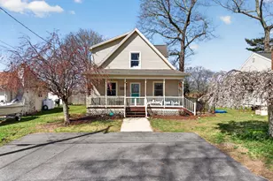 68 Hillcrest Rd, East Lyme, CT 06357 - Photo 2