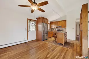 36 Youngs Apple Orchard Rd, North Branford, CT 06472 - Photo 8