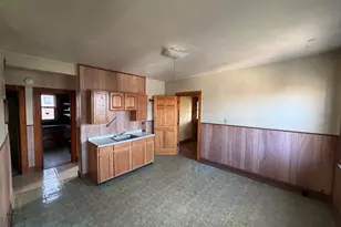 199 Burritt St, New Britain, CT 06053 - Photo 14