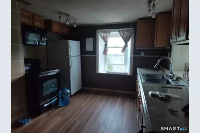 13 Rose Street, Norwich, CT 06360 - Photo 6