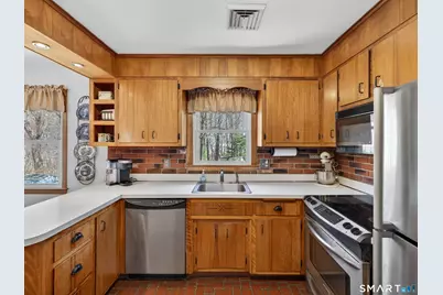 127 Pollys Lane, Montville, CT 06382 - Photo 28