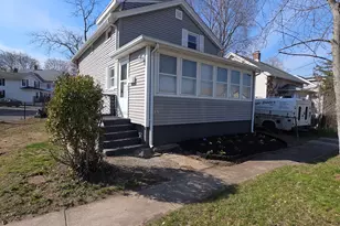 23 West St, Wallingford, CT 06492 - Photo 2