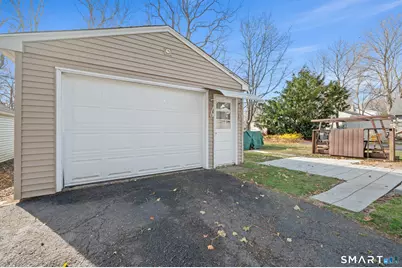 26 Doane Street, Manchester, CT 06040 - Photo 24