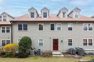40 Village Walk, Wilton, CT 06897 - Photo 28