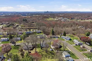 52 Briarwood Ln, East Hartford, CT 06118 - Photo 6