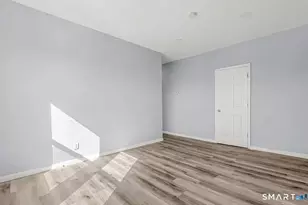 1220 Pembroke St, Bridgeport, CT 06608 - Photo 8