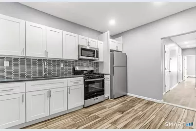 1220 Pembroke Street #1R, Bridgeport, CT 06608 - Photo 1