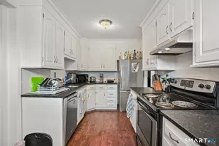 63 Richfield Rd, Bridgeport, CT 06606 - Photo 16