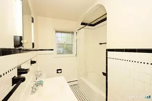 1290 Quinnipiac Ave, New Haven, CT 06513 - Photo 12