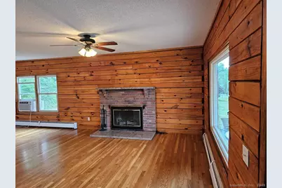 698 Leetes Island Road, Branford, CT 06405 - Photo 8