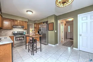 112 Finch Ave, Meriden, CT 06451 - Photo 14