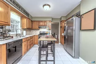 112 Finch Ave, Meriden, CT 06451 - Photo 12