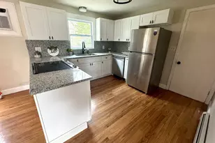 677 Middle Turnpike W, Manchester, CT 06040 - Photo 8