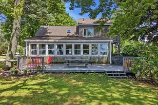 6 Hopkins St, Stonington, CT 06378 - Photo 4